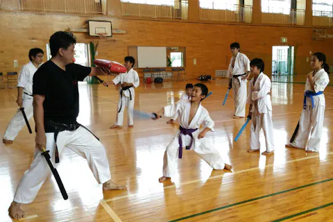 昔の遊び 昭和の風景の遊び体験 アソビュー 休日の便利でお得な遊び予約サイト