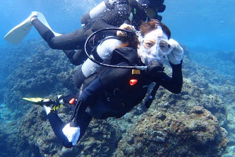 ♪当日予約大歓迎♪【沖縄・恩納村・青の洞窟】☆ボートで行く青の洞窟体験ダイビング☆呼吸が楽なフルフェイスマスク無料♪超高画質GoPro撮影・餌付無料・ガイド貸切♪