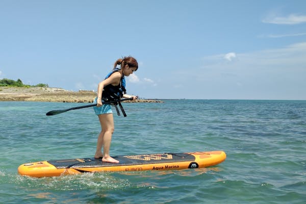 沖縄・SUP】那覇空港から車で35分！西原きらきらビーチ・SUPレンタル