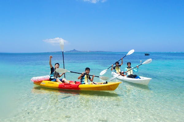 沖縄・本部町・カヤック】備瀬のイノーに癒される！熱帯魚を眺めながら