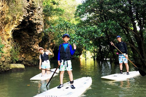 【石垣島・SUP】初心者から楽しめるSUPクルージング（貸切・写真撮影付き）