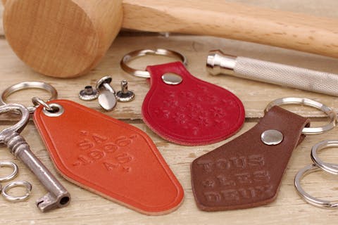 【レザーキーホルダー作り】那須・レザークラフト・タンニンレザーの最高峰！栃木レザーの革小物作り！