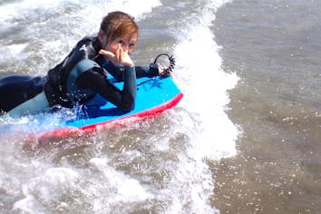 無料送迎付！！手ぶらで体験ボディボードスクール】おひとり様大歓迎