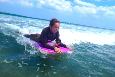 無料送迎付！！手ぶらで体験ボディボードスクール】おひとり様大歓迎