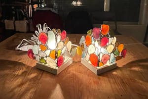 ランプ 美しいデザイン 色鮮やか ハンドメイド ステンドグラス ☆ハンドメイド ステンドグラス ランプ 色鮮やか 美しいデザイン 奈良