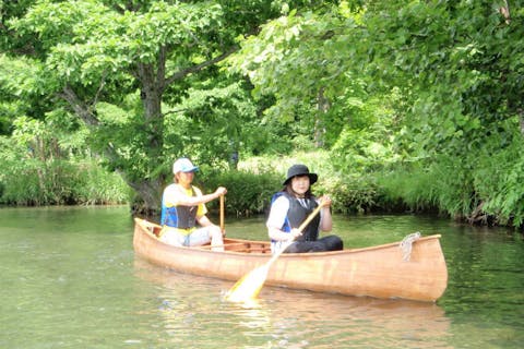 【北海道・釧路市・カヌーorボート】透き通った水が美しい！釧路川・源流川下り（ショート）
