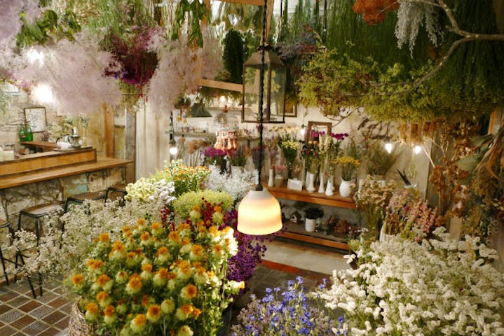 名古屋 千種区 キャンドル作り お花が明るく浮かび上がる オイルランプ アソビュー