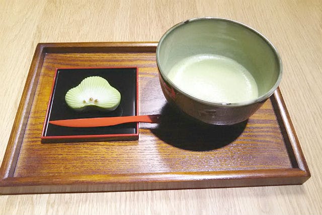 【京都市・茶道】築100年の京町家で、お抹茶の点て方を学ぼう