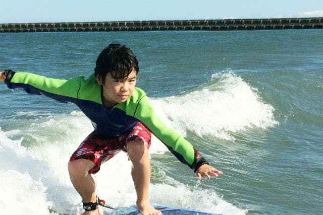 【徳島市・サーフィン】初めてでもテイクオフできる！サーフィンスクール