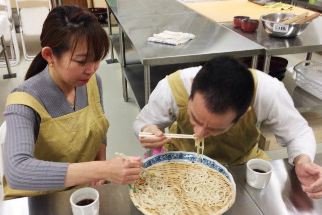 京都市 そば打ち体験 現代の名工 が教えます そば打ち体験 少人数向け アソビュー