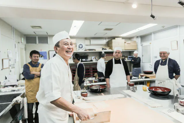 京都市 そば打ち体験 現代の名工 の実演付き そば打ち体験 1 4人向け アソビュー