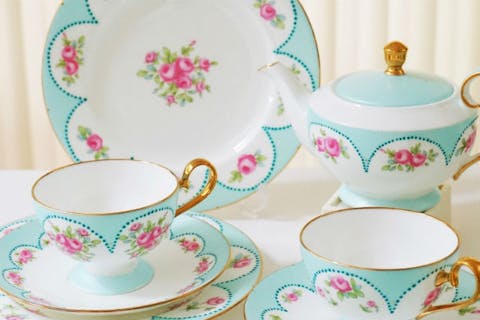 【東京・ポーセラーツ】選べるから人気！ポーセラーツ体験レッスン（マグカップ・プレートなど）