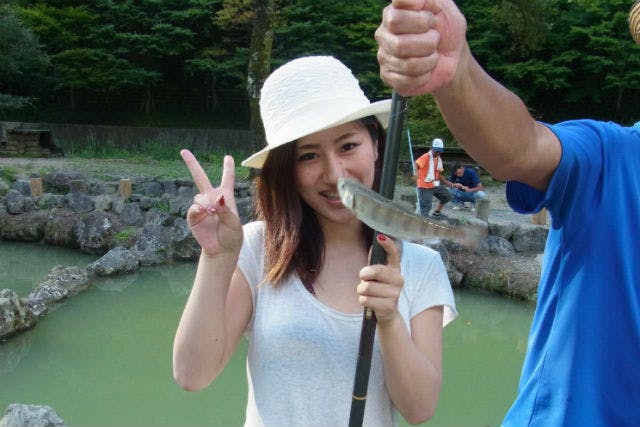 【静岡・島田市・釣り】釣りたての味を満喫！やまめ釣り＆塩焼きづくり体験