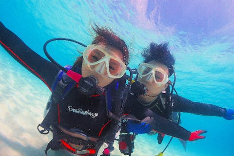 【宮古島・体験ダイビング】インストラクター貸切　ビーチ体験ダイビング！（2回・デジカメレンタル無料）