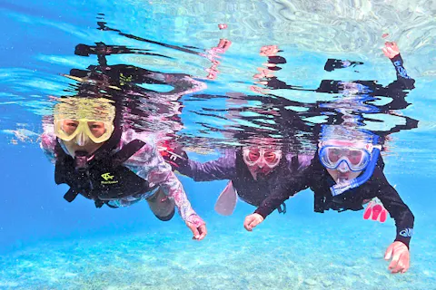 【宮古島・貸切シュノーケリング】完全貸切VIP 専属ガイド1組限定！浅瀬練習付きで初心者も安心／デジカメ無料レンタル＆写真撮影付き