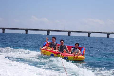 【沖縄・宮古島・マリンスポーツ】前浜ビーチでマリンスポーツ3種類を体験！（写真撮影付き）