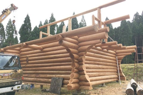 ログハウスを一から造る