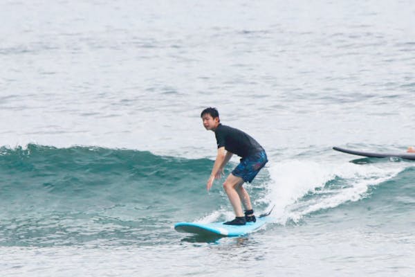 奄美大島・サーフィン】リゾート気分を満喫！奄美でサーフィンレッスン