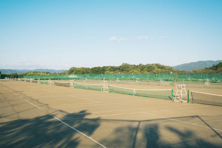 埼玉 秩父 テニスコート 秩父ミューズパークで遊ぼう テニスコートレンタル 1時間 アソビュー