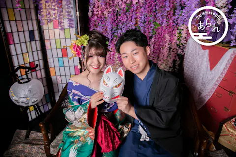 今だけお日にち限定割引！【JR京都駅徒歩3分／理想の花魁体験】カップル向け特別プラン〈着付・ヘアメイク（女性のみ）・5分間スタジオでスマホ撮影付き♪〉ファミリーでも体験可！