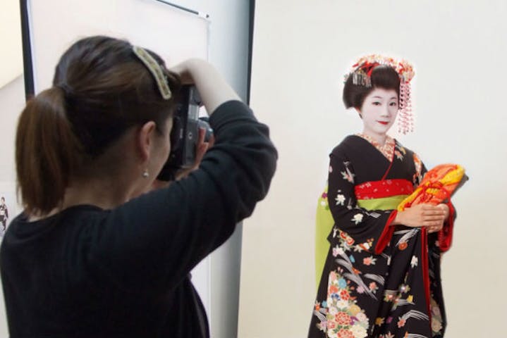 京都市 舞妓体験 メイク 着付け 撮影はおまかせ 舞妓体験プラン 写真3枚 アソビュー