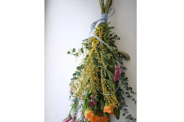 愛知 名古屋 スワッグ作り 季節のお花を長く楽しむ 吊るして飾る壁飾りスワッグ アソビュー