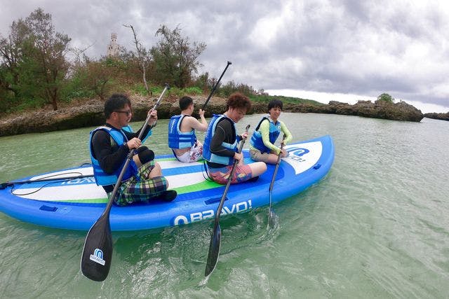 沖縄・宮古島・SUP】1ドリンク付き☆1艇 / 最大7人乗りのBIG SUP