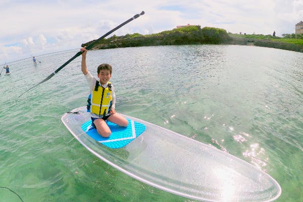 沖縄・宮古島・SUP】大人気のクリアSUP体験・先着2名様！透明なボート