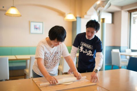 【香川・さぬき市・料理体験】ソウルフードのうどんを手作り！粉から作る本格コース