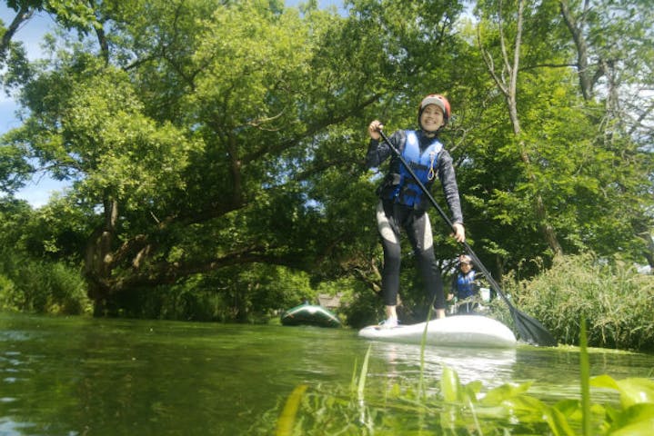 長野 Sup 安曇野の水車と清流を辿る Supで川下り 写真撮影付き アソビュー