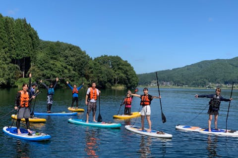 【長野・森の湖SUPレンタル】丁寧な初心者講習つきでカップルやグループにもおすすめ！木崎湖で気軽にクルージング♪
