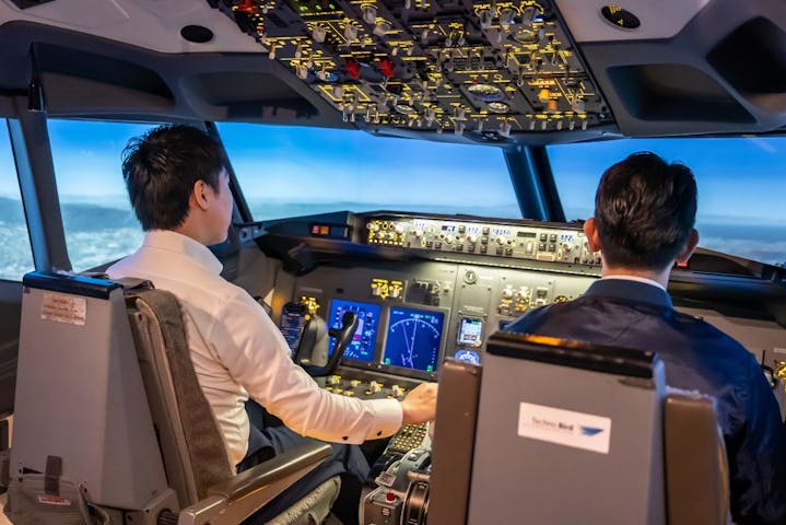 神戸フライトシミュレーターセンター テクノバード