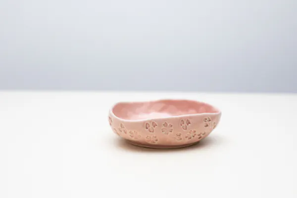 広島・尾道・手びねり体験】600gの粘土を使って陶芸体験で思い出を作