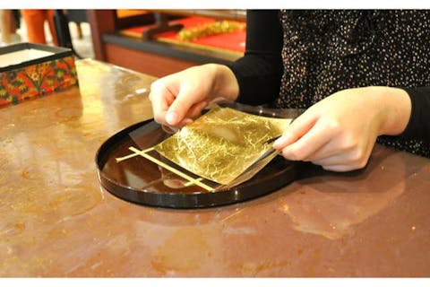 【石川・小松市・伝統工芸体験】黄金の美。金色に装飾。金箔はり体験（トレー）