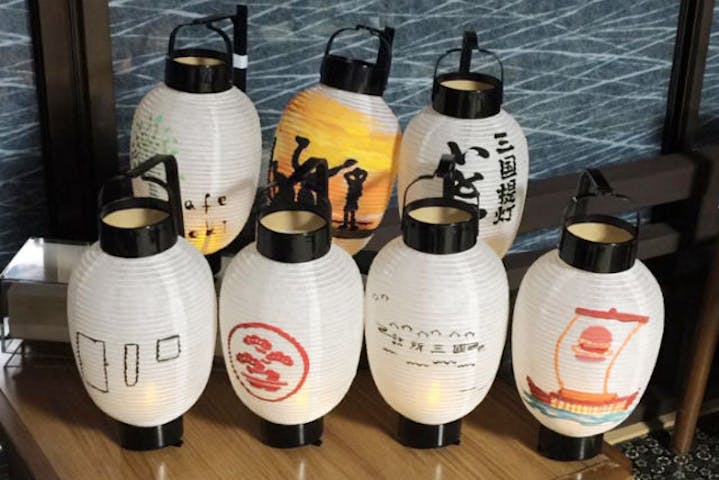 福井 三国 Ledミニローソクライト付 かんたん提灯絵付け 創業0年以上の工房で作る提灯絵付け 60分 アソビュー 福井 三国 Ledミニローソクライト付 かんたん提灯絵付け 創業0年以上の工房で作る提灯絵付け 60分 アソビュー