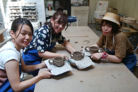 【群馬・陶芸教室】18代続く窯元で陶芸体験！手びねり・作品1品コース