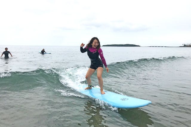 【宮崎市】青島海岸でサーフィン体験（レンタル込み・120分）