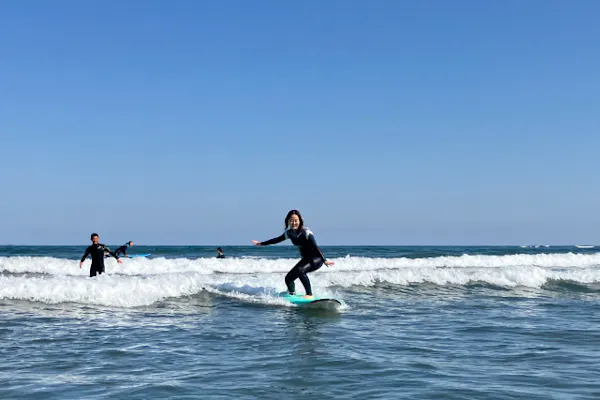 宮崎市】青島海岸でサーフィン体験（レンタル込み・120分）｜アソビュー！