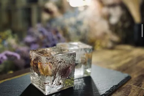 大阪・心斎橋・ジェルキャンドル作り体験】当日予約OK！ドライフラワー