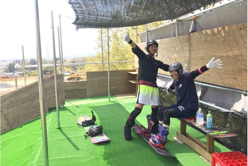 神奈川 湘南 芝生ゲレンデ スノーボード 90分 アソビュー 神奈川 湘南 芝生ゲレンデ スノーボード 90分 アソビュー