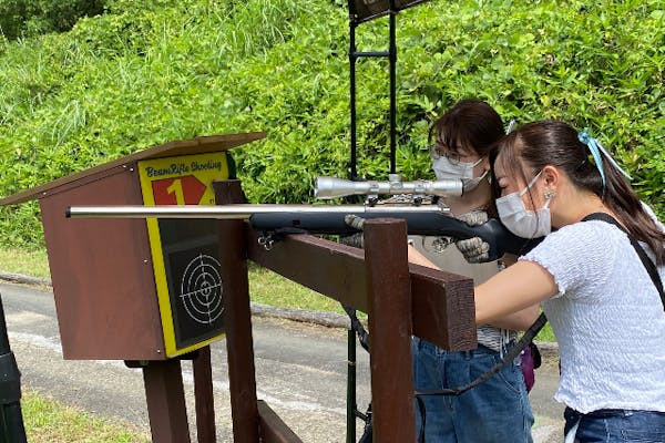 【埼玉・秩父・射撃体験】スナイパー気分で森を駆ける！ビーム