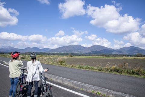 岡山 蒜山 自然豊かな風景を楽しむ サイクリングツアー 4時間 アソビュー