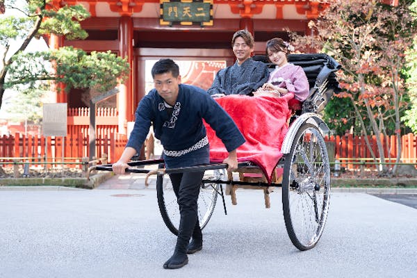 東京・浅草・浴衣レンタル】人力車に乗って浅草を観光！浴衣レンタル