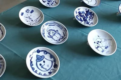 岡山・瀬戸内市】5色でカラフルに絵付け♪オリジナルの食器作り（1