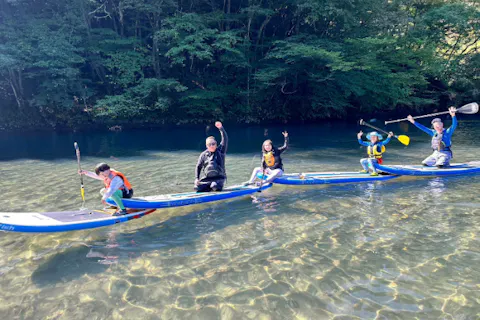 【群馬・中之条・SUP】ツアー写真プレゼント！コバルトブルーの四万湖をクルージング！SUP体験  ※写真無料プレゼント