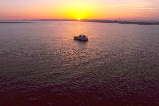 ふるさと納税 釧路市 世界三大夕日へLET'S GO!釧路発見!サンセットクルーズ乗船券(大人1名様分) F4F-4328 世界三大夕日の街・釧路夕焼け倶楽部の概要 | Brand Pledge