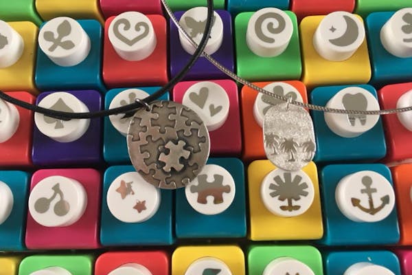 香川・高松市】首元にキラッ！シルバーのペンダントトップ｜アソビュー！