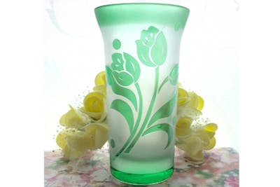 作品)サンドブラストもみじ模様のガラス花瓶 約20cm 作品)サンドブラストもみじ模様のガラス花瓶 約20cm 作品