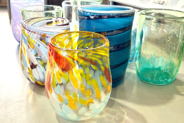 【埼玉・吹きガラス体験】世界に一つだけの吹きガラス作品を作ろう！大人も子ども一緒に楽しめる本格吹きガラス体験