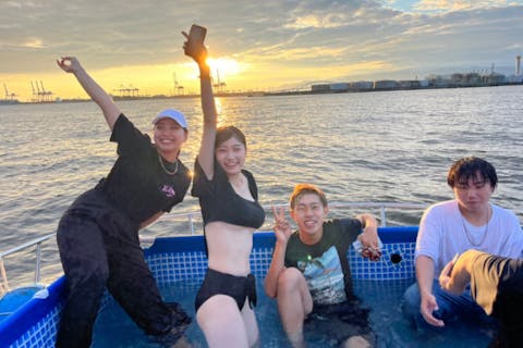 【大阪・天保山・クルージング】船上プールも体験できる！道頓堀川クルージング